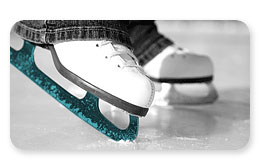 Des patins trop serrés peuvent créer des cors et callosités aux pieds